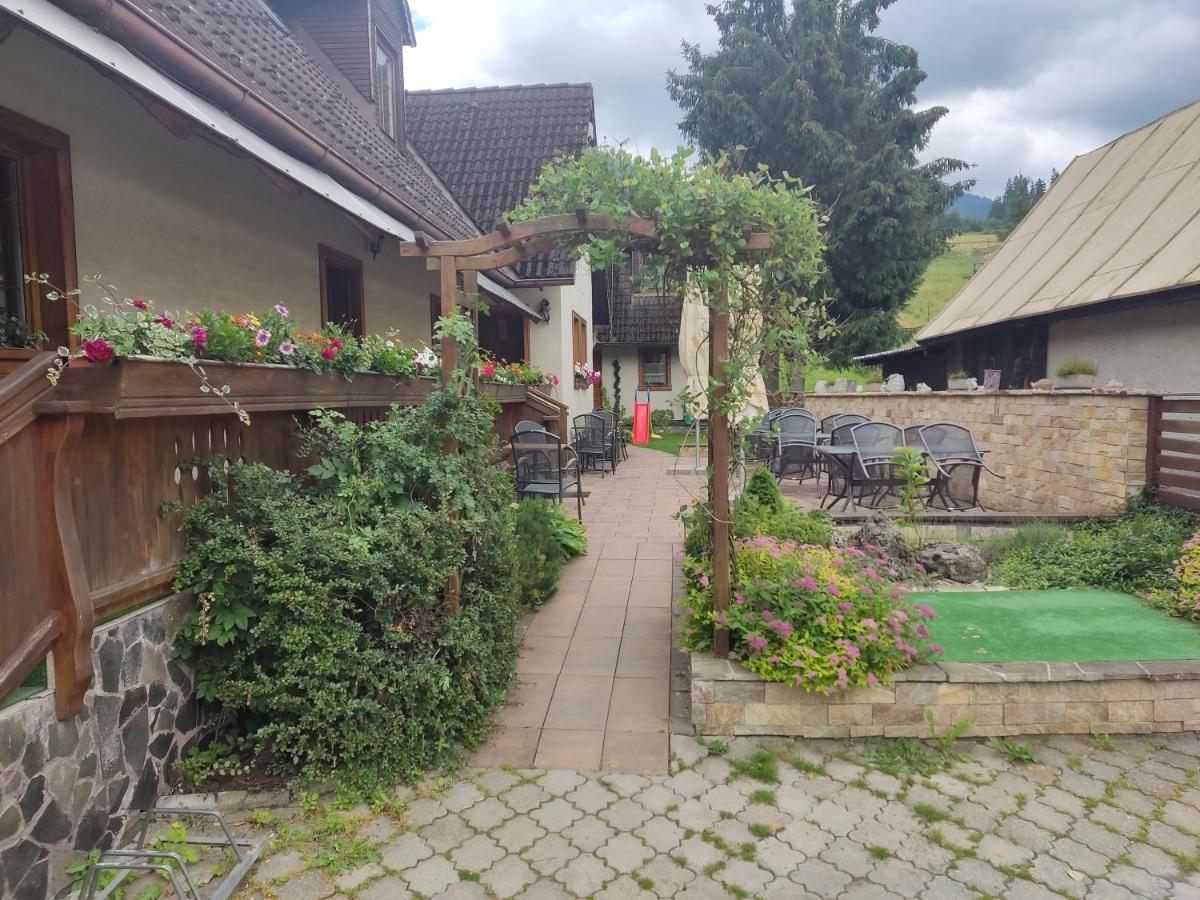 Penzion Lestiny Exterior photo