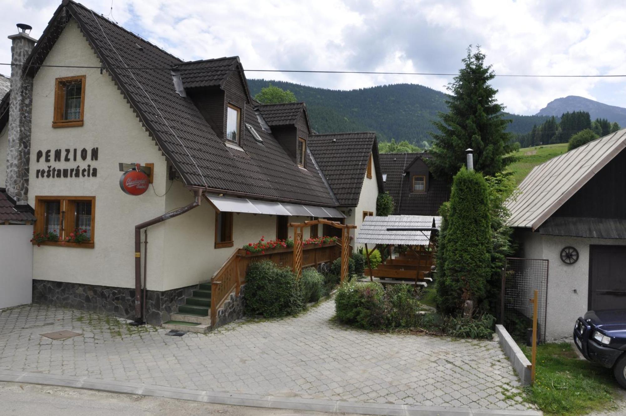 Penzion Lestiny Exterior photo